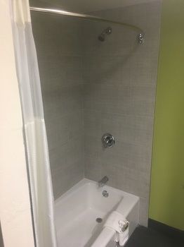 Vagabond Inn Executive - Bakersfield Downtowner Екстериор снимка