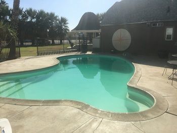 Vagabond Inn Executive - Bakersfield Downtowner Екстериор снимка